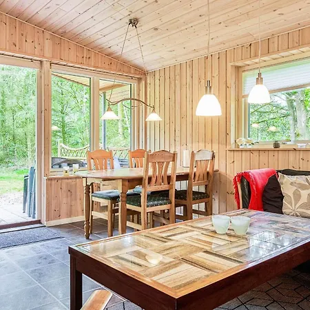 Сasa de vacaciones 6 Person In *