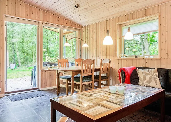 Prázdninový dům 6 Person In *